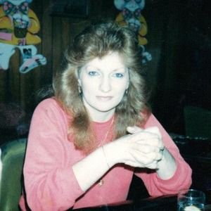 Meet your Posher, Velia